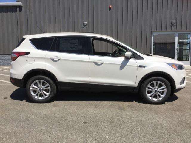 Ford Escape 2017 photo 1